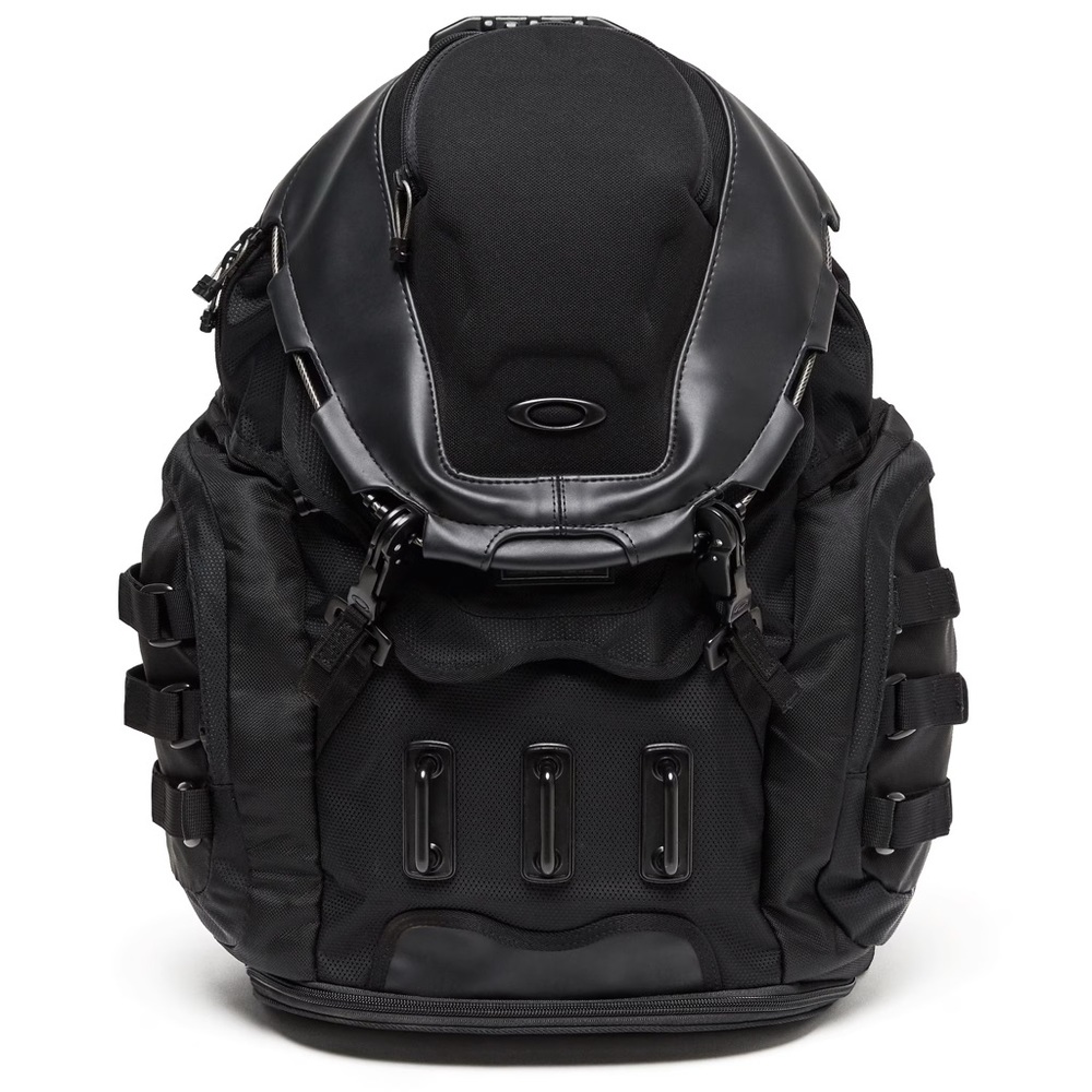 Oakley Kitchen Sink backpack in stealth black